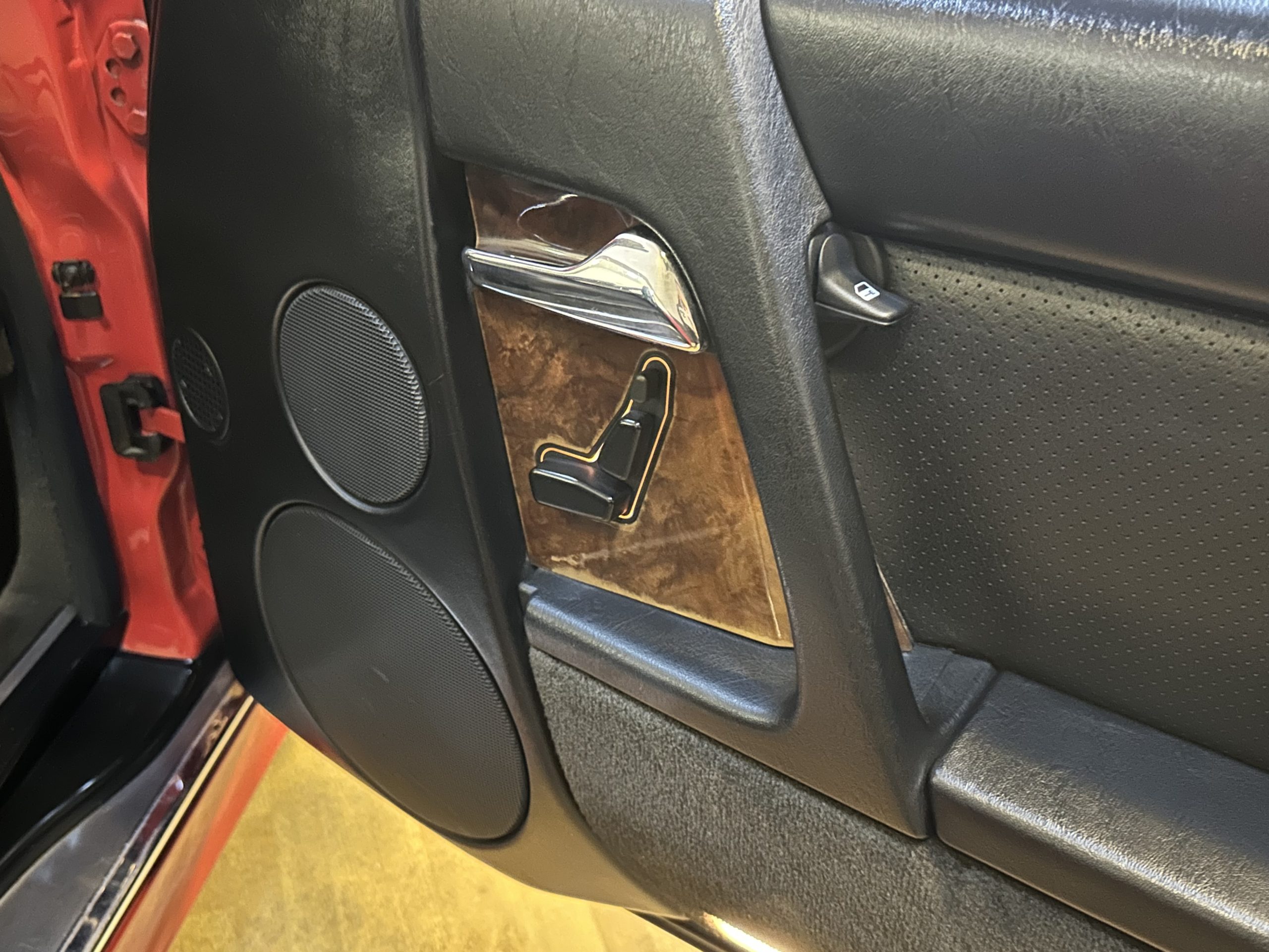 1992 Mercedes-Benz 300SL-24 Roadstar R129