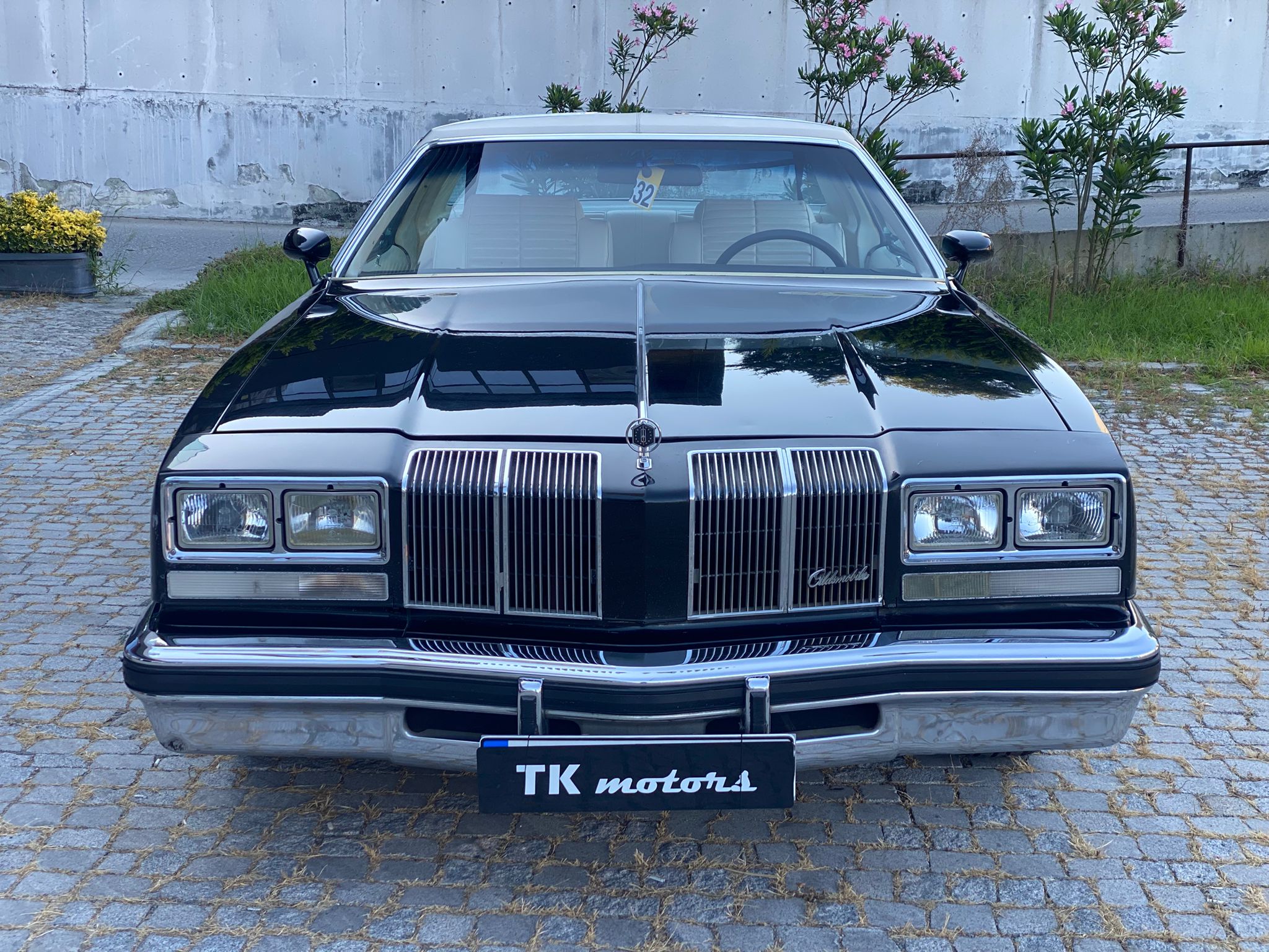 1976 OLDSMOBİLE CUTLASS T-TOP