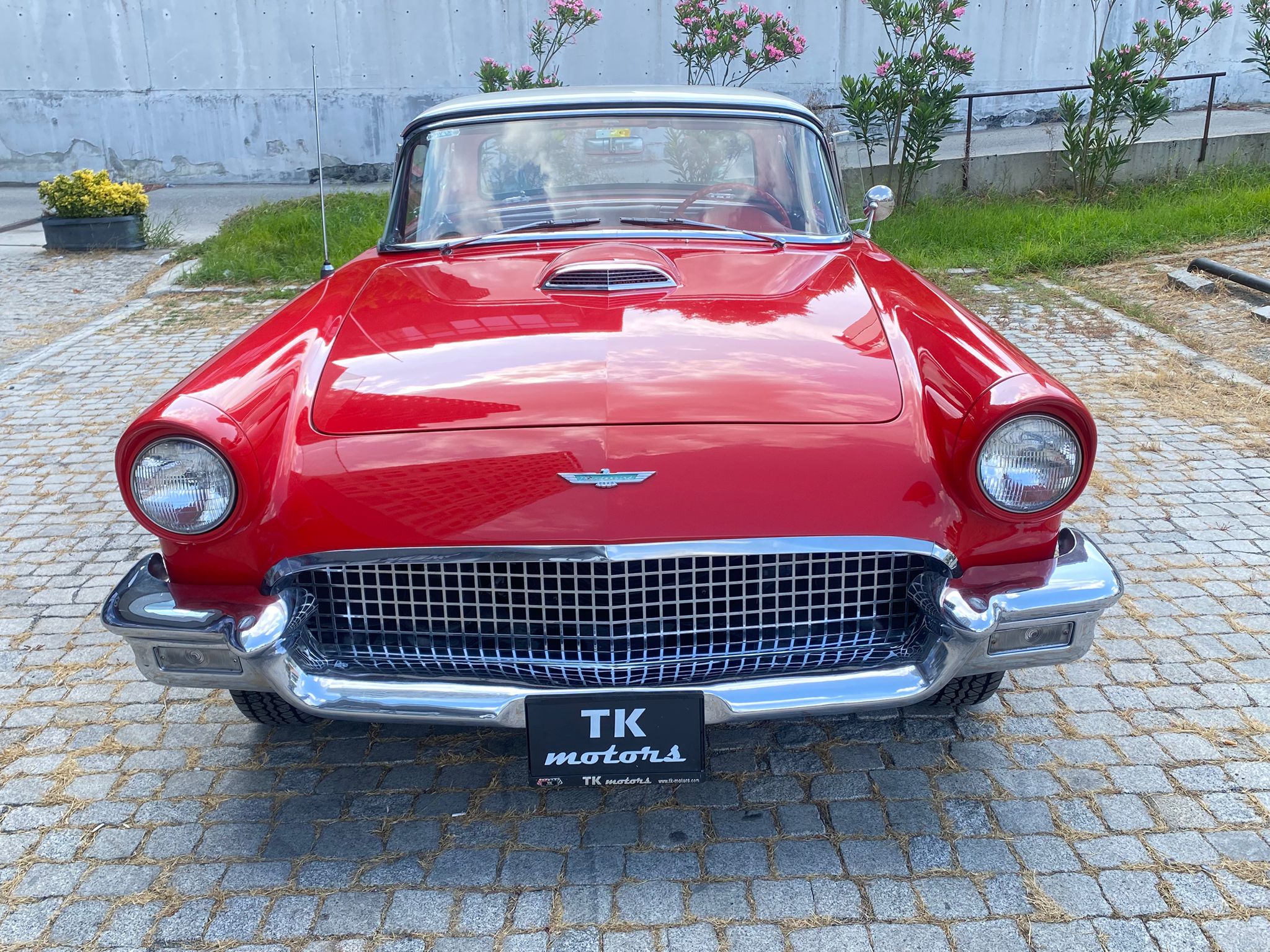 1957 FORD THUNDERBİRD – Merkar Automobile | TK Motors
