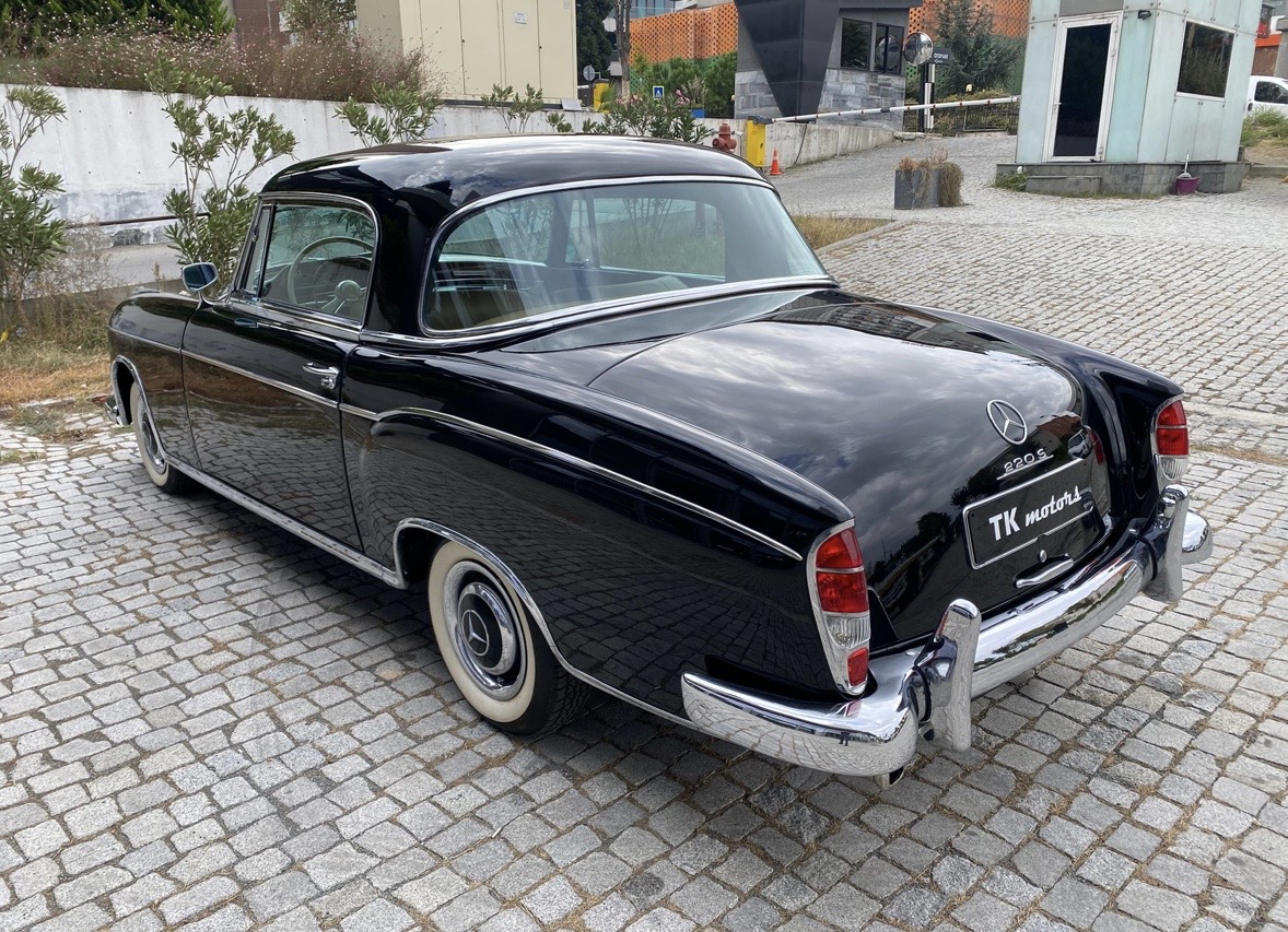 1959 MERCEDES-BENZ 220 S COUPE