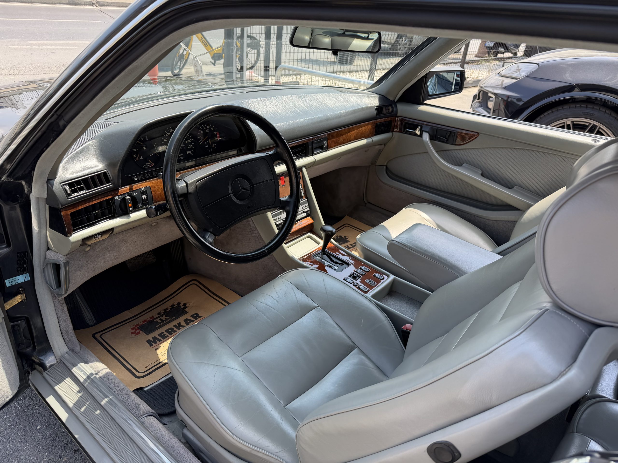 1985 Mercedes-Benz 420 SEC