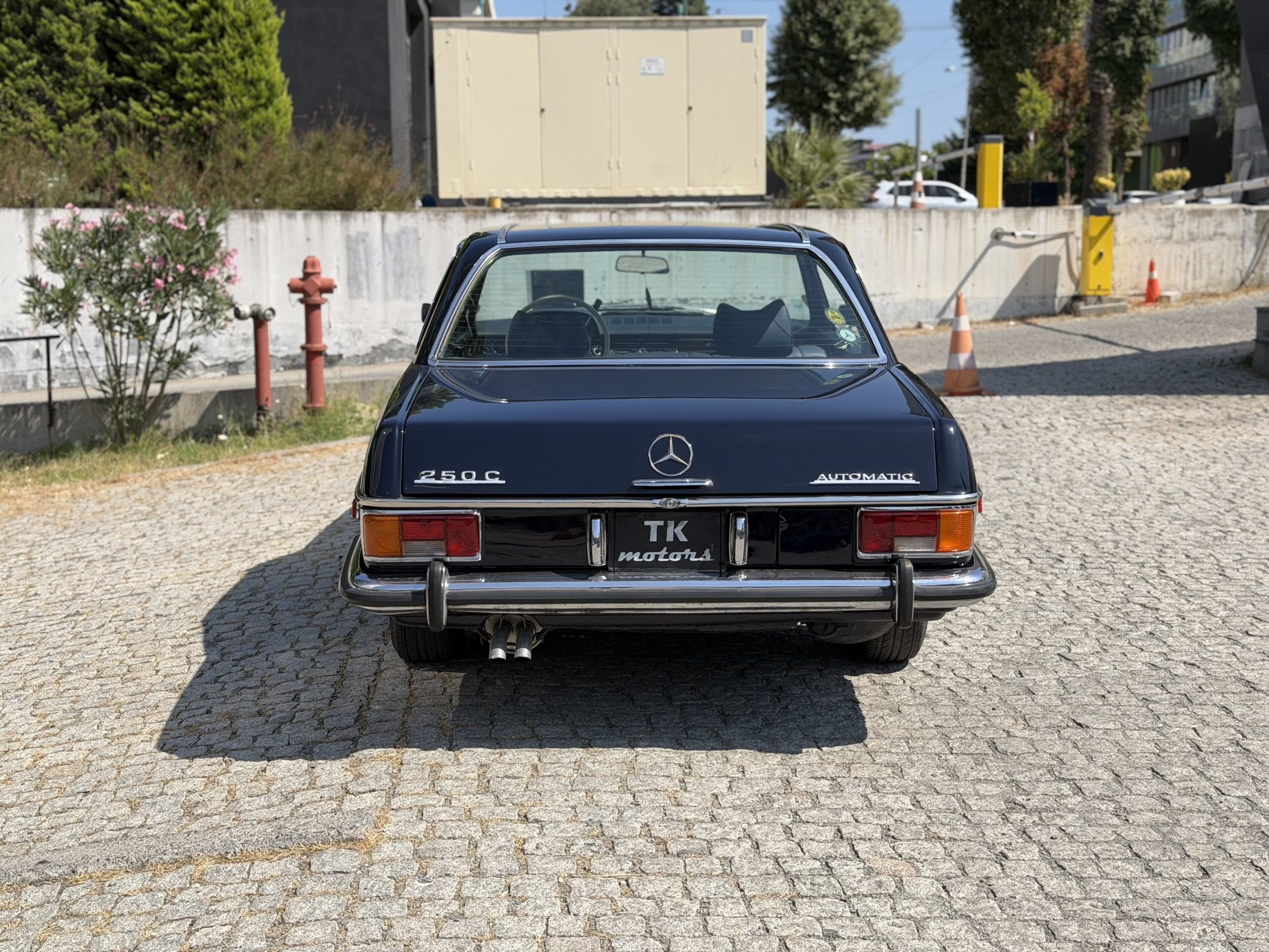 1972 Mercedes-Benz 250 Coupe w114 Amerikan Versiyon